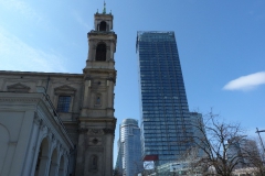 m001