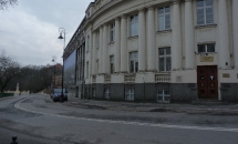 m004
