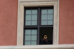 m04