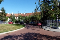 m013