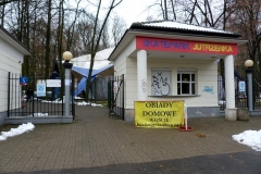 m01
