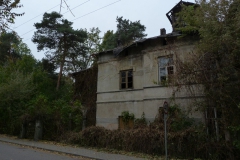 Vila obchod - sklep, boční pohled